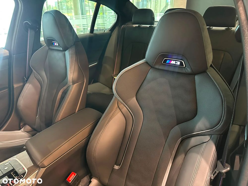 BMW M3 Competition M xDrive - 23