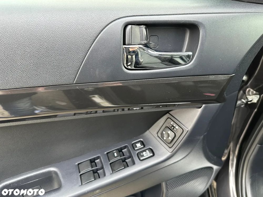 Mitsubishi Lancer Evolution - 16