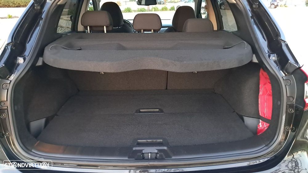 Nissan Qashqai 1.5 dCi N-Connecta - 27