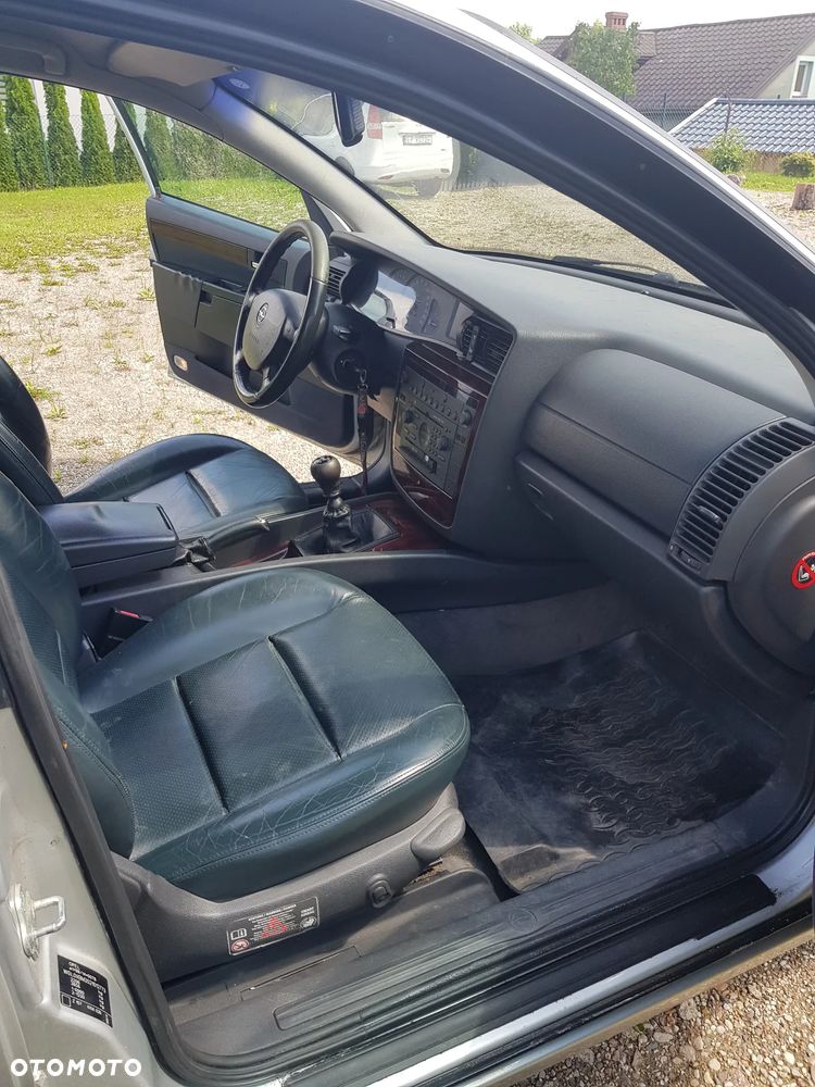 Opel Omega - 10