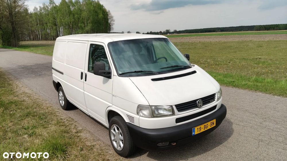 Volkswagen Transporter - 12