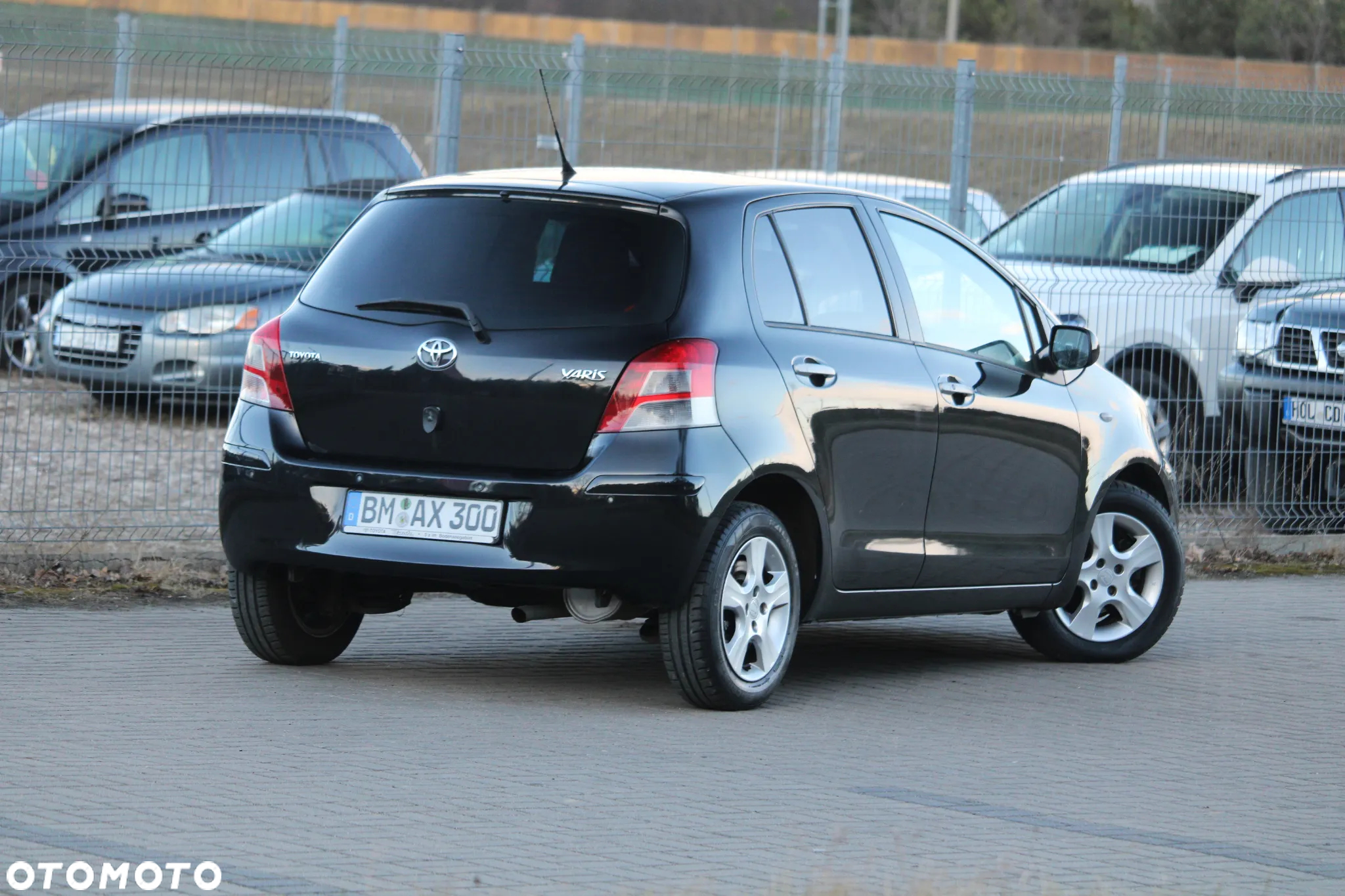 Toyota Yaris - 9