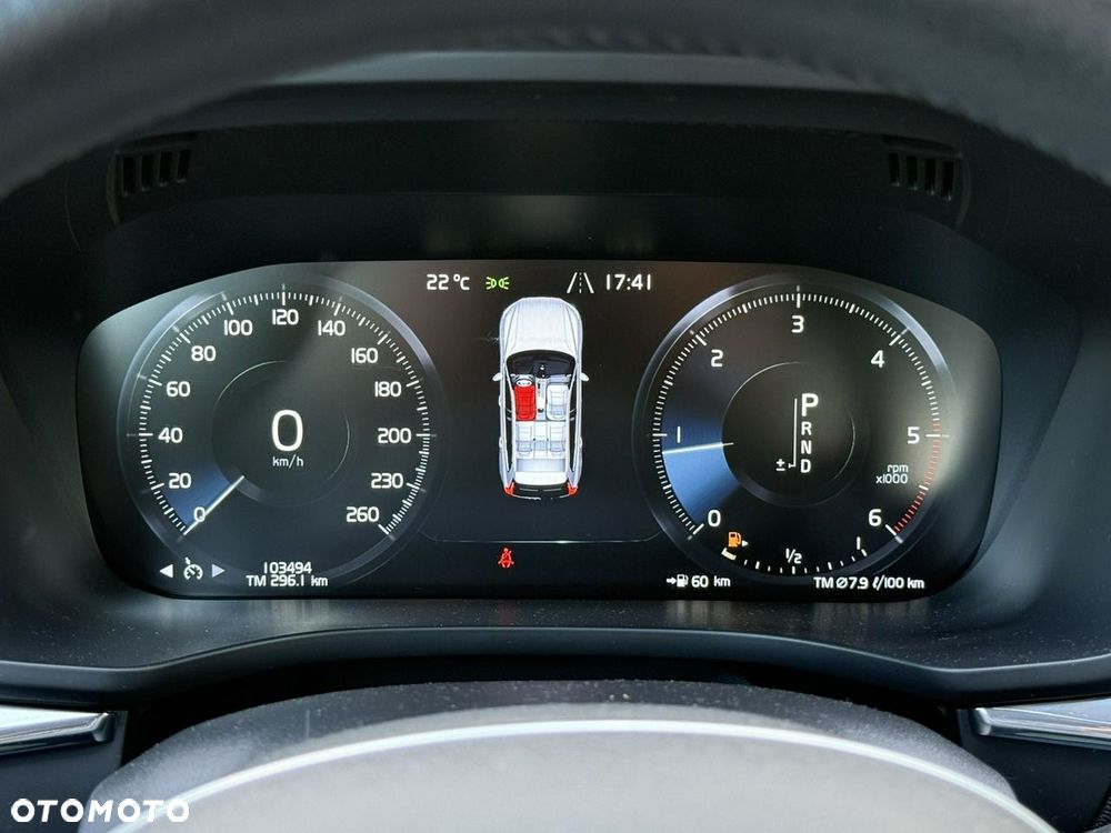 Volvo XC 60 D4 Momentum Pro - 23