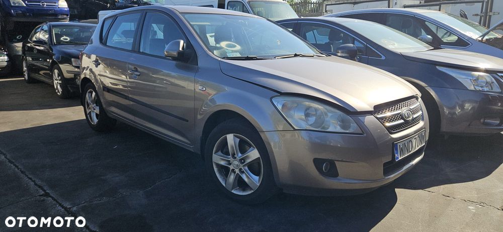KIA CEED I 06-09 1.6 CRDI - RADIOODTWARZACZ - 4