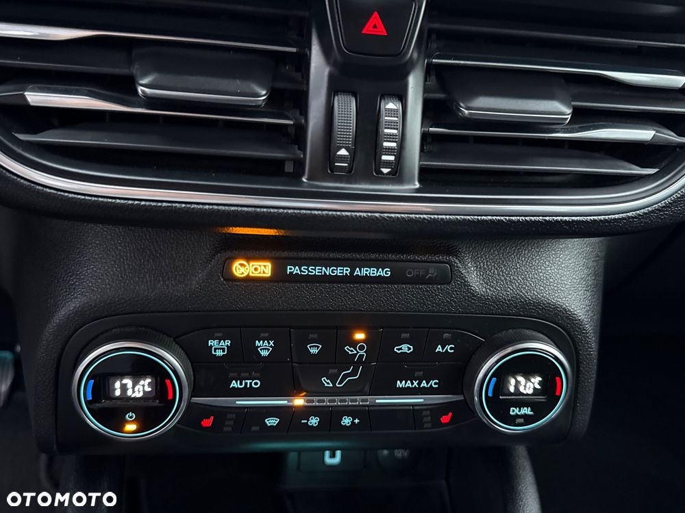 Ford Focus 1.5 EcoBlue STart-Stopp-System TITANIUM - 15