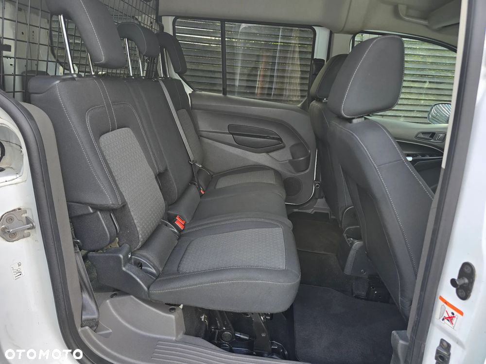 Ford Transit Connect - 10