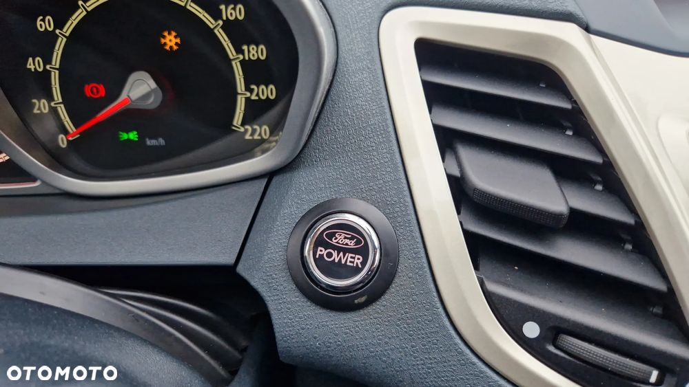 Ford Fiesta 1.25 Ghia - 13