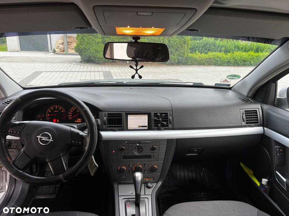 Opel Vectra 2.2 Cosmo ActiveSelect - 4