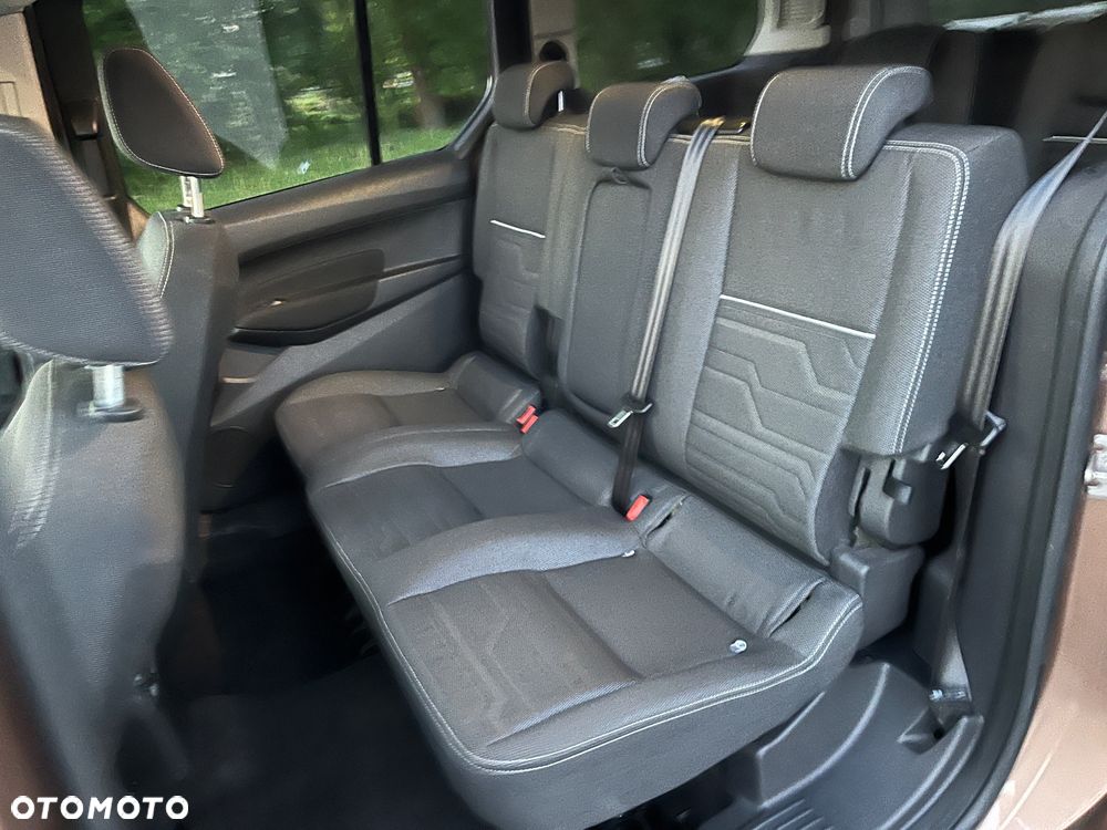 Ford Tourneo Connect - 26