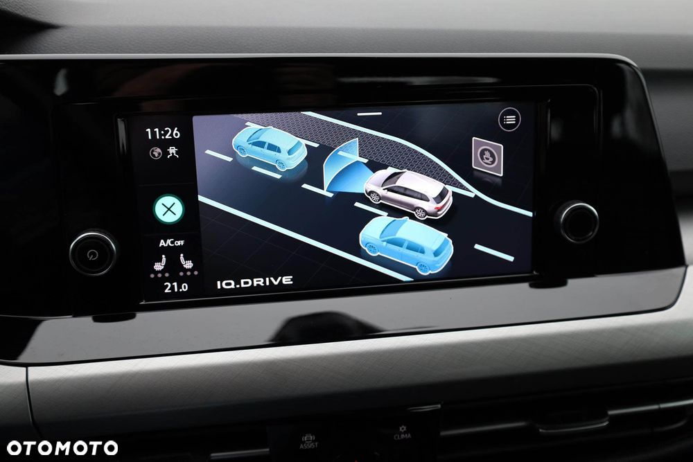 Volkswagen Golf 2.0 TDI Life - 19