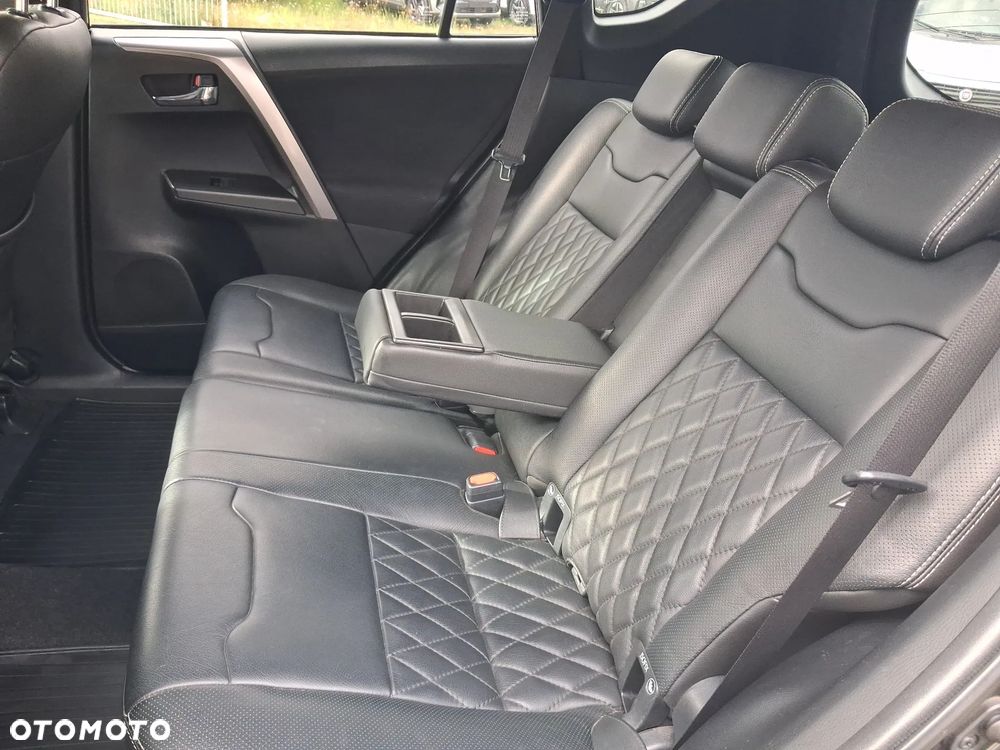 Toyota RAV4 2.0 D-4D Premium 4x2 - 22