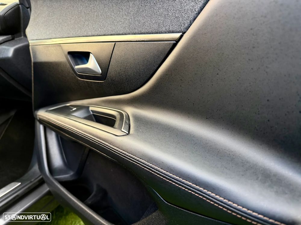 Peugeot 3008 1.6 BlueHDi GT Line EAT6 - 40