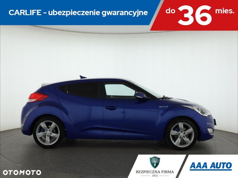 Hyundai Veloster - 8