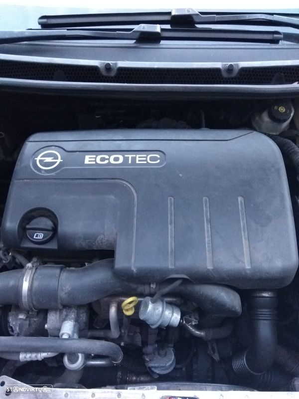 Para Peças Opel Astra J Sports Tourer (P10) - 7