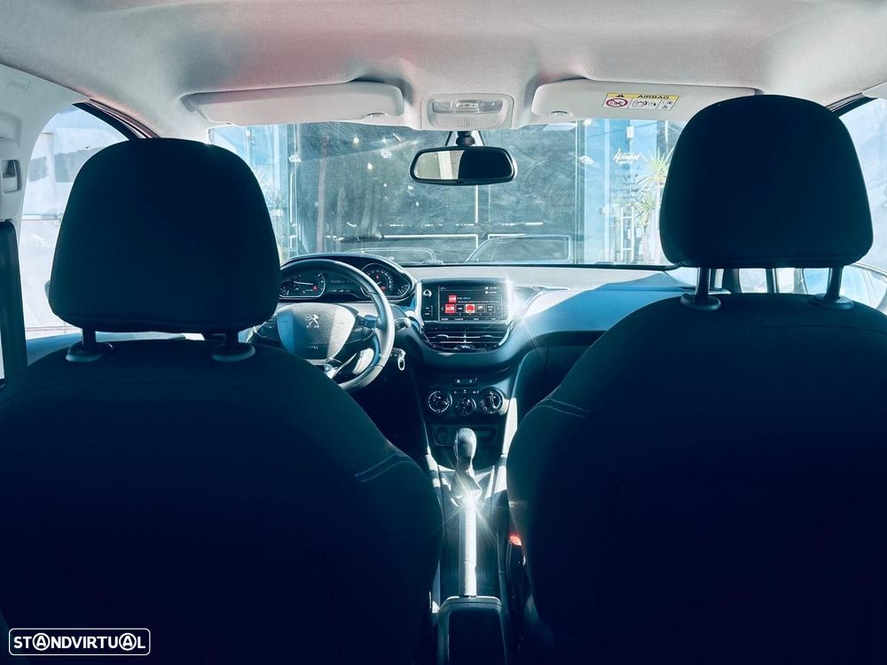 Peugeot 208 1.2 PureTech Active - 36