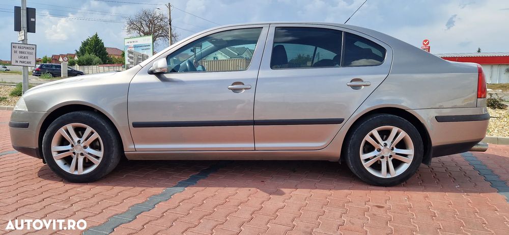 Skoda Octavia 1.4 MPI Ambiente - 10