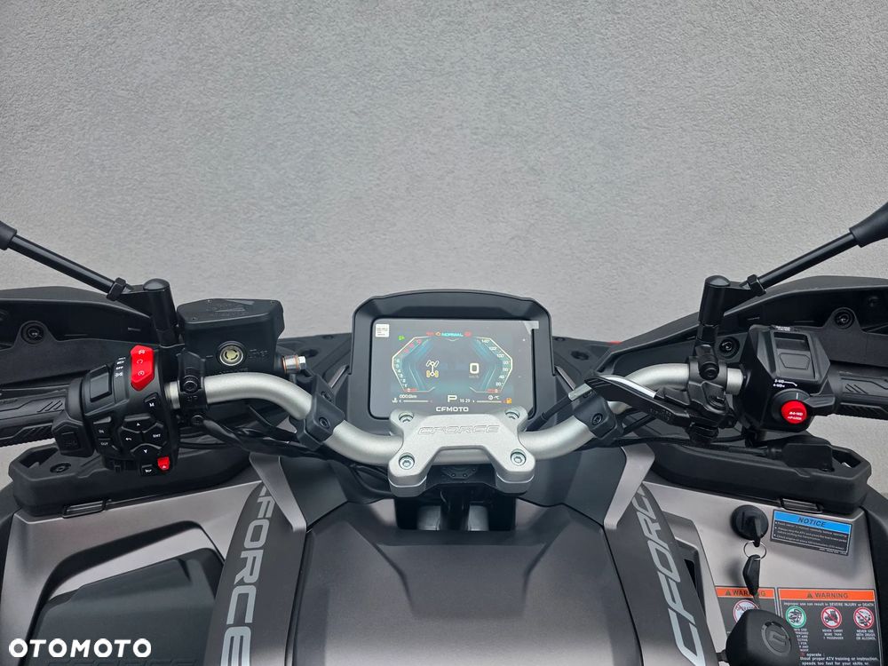 CFMoto CForce - 18