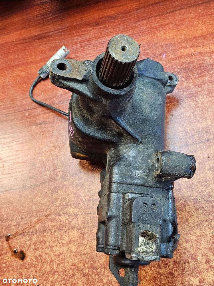 MAGLOWNICA HYDRAULICZNA BMW E39 8074991101 - 4