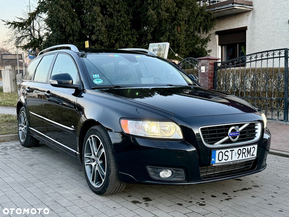 Volvo V50 DPF D3 Momentum - 1