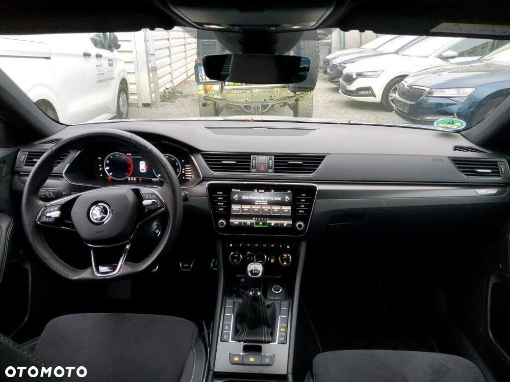 Skoda Superb 2.0 TDI SCR Sportline - 5