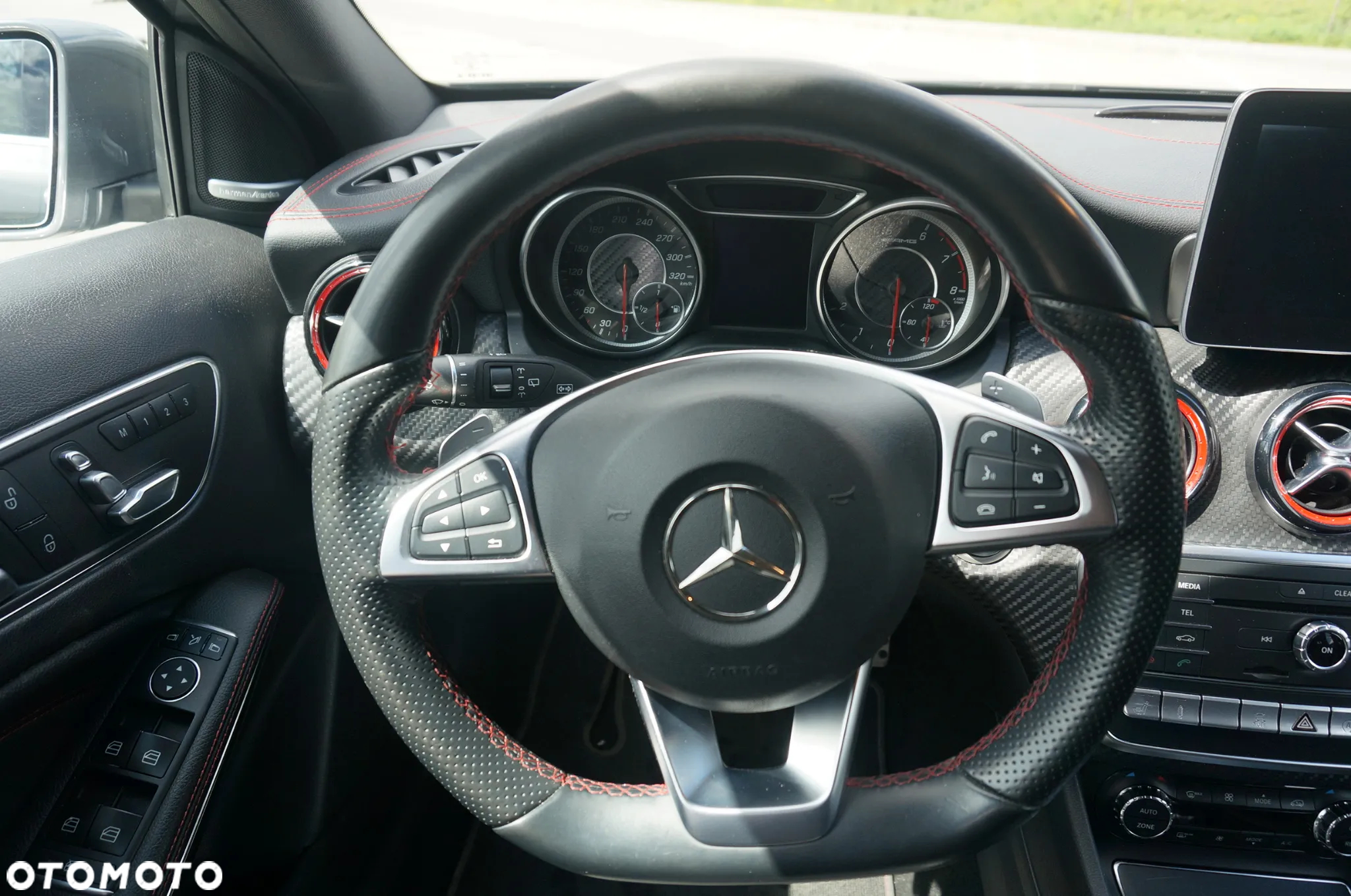 Mercedes-Benz Klasa A AMG 45 4-Matic - 27