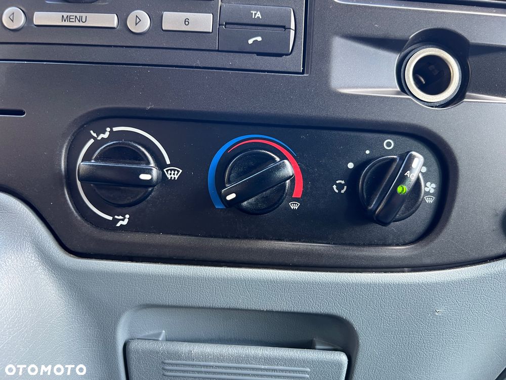 Ford Transit Furgon Brygadowy Załogowy Doka 6 os. L3H2 2.4 TDCI 140KM HAK Wyciągarka - 23