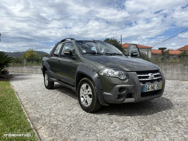 Fiat Strada Adventure - 1