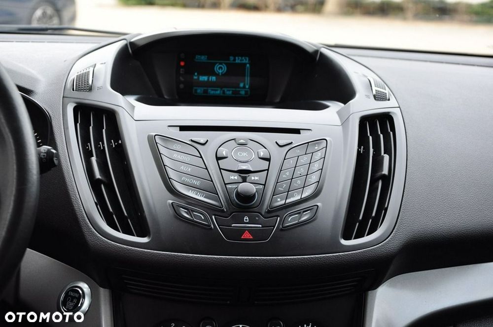 Ford Kuga - 34