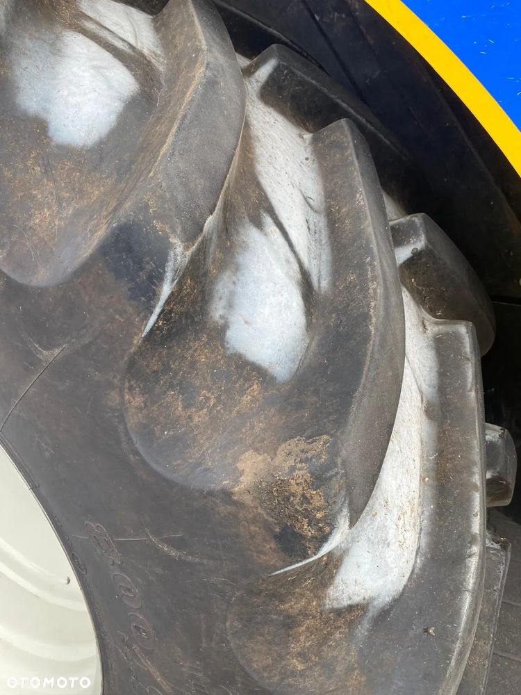 New Holland CSX7040 - 14