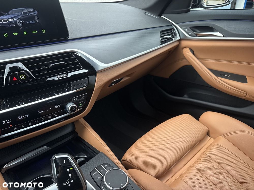 BMW Seria 5 - 17