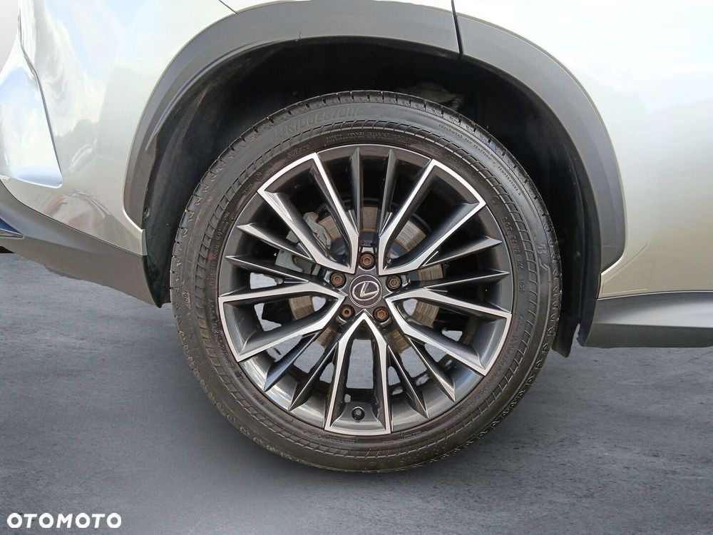 Lexus NX - 18