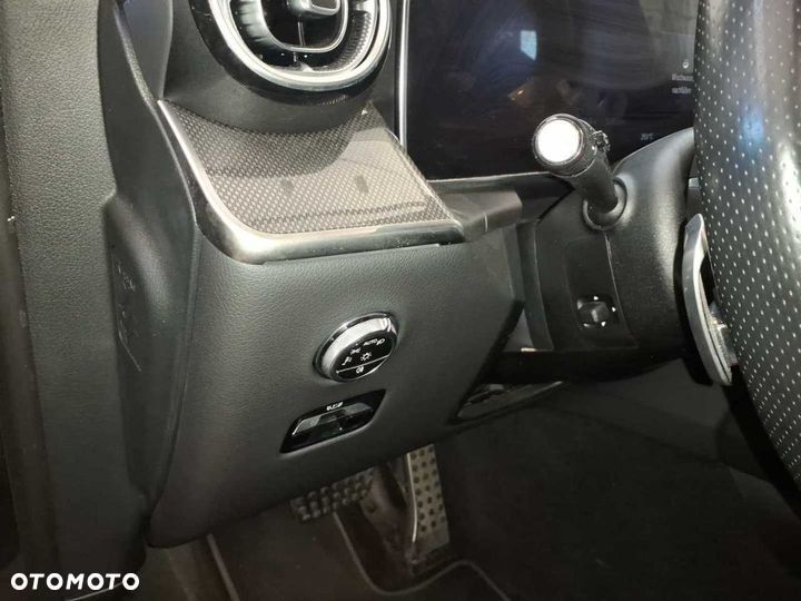 Mercedes-Benz GLC 220 d 4Matic 9G-TRONIC Avantgarde Advanced - 17