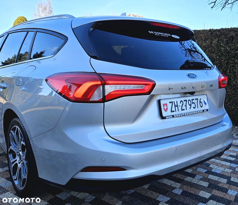 Ford Focus 2.0 EcoBlue Start-Stopp-System TITANIUM - 13