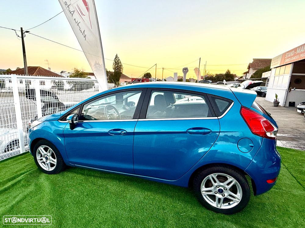 Ford Fiesta 1.0 EcoBoost Titanium - 10