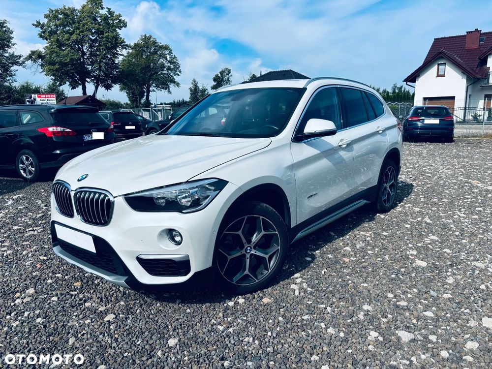 BMW X1 xDrive25i Advantage - 18