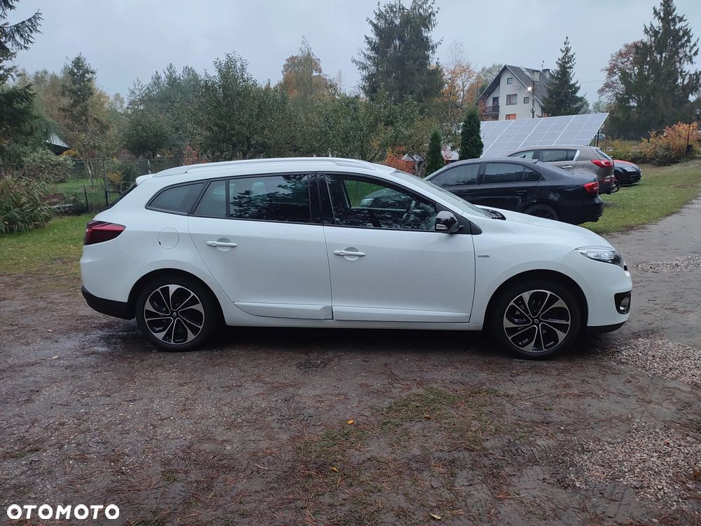 Renault Megane ver-1-6-dci-bose - 11