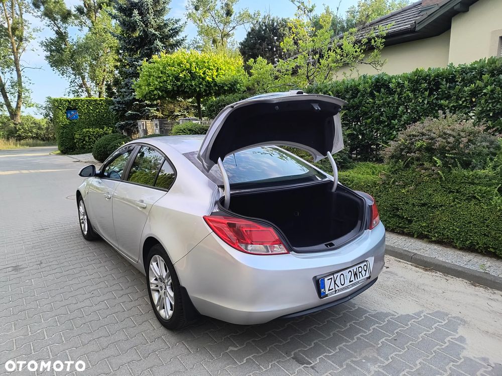 Opel Insignia - 15