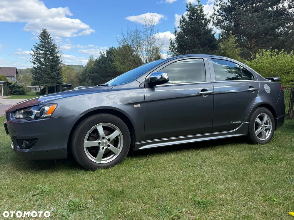 Mitsubishi Lancer 1.6 ClearTec Inform - 16