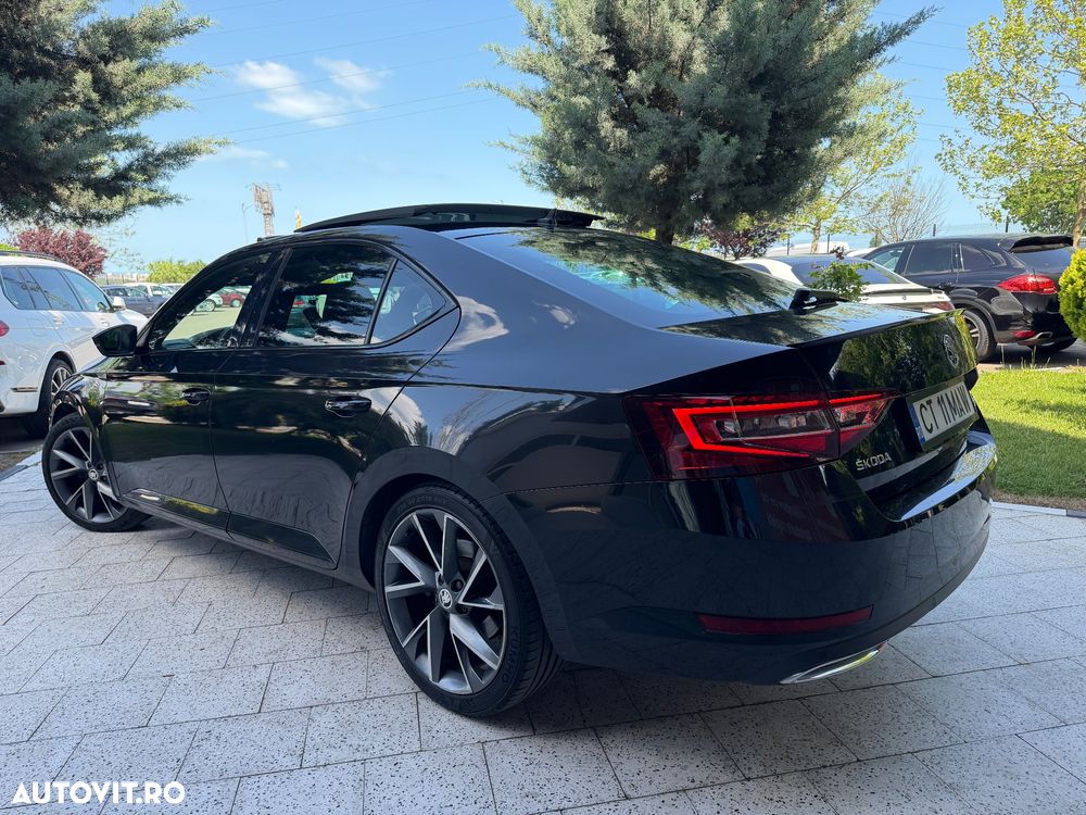Skoda Superb 2.0 TDI DSG Sportline - 22