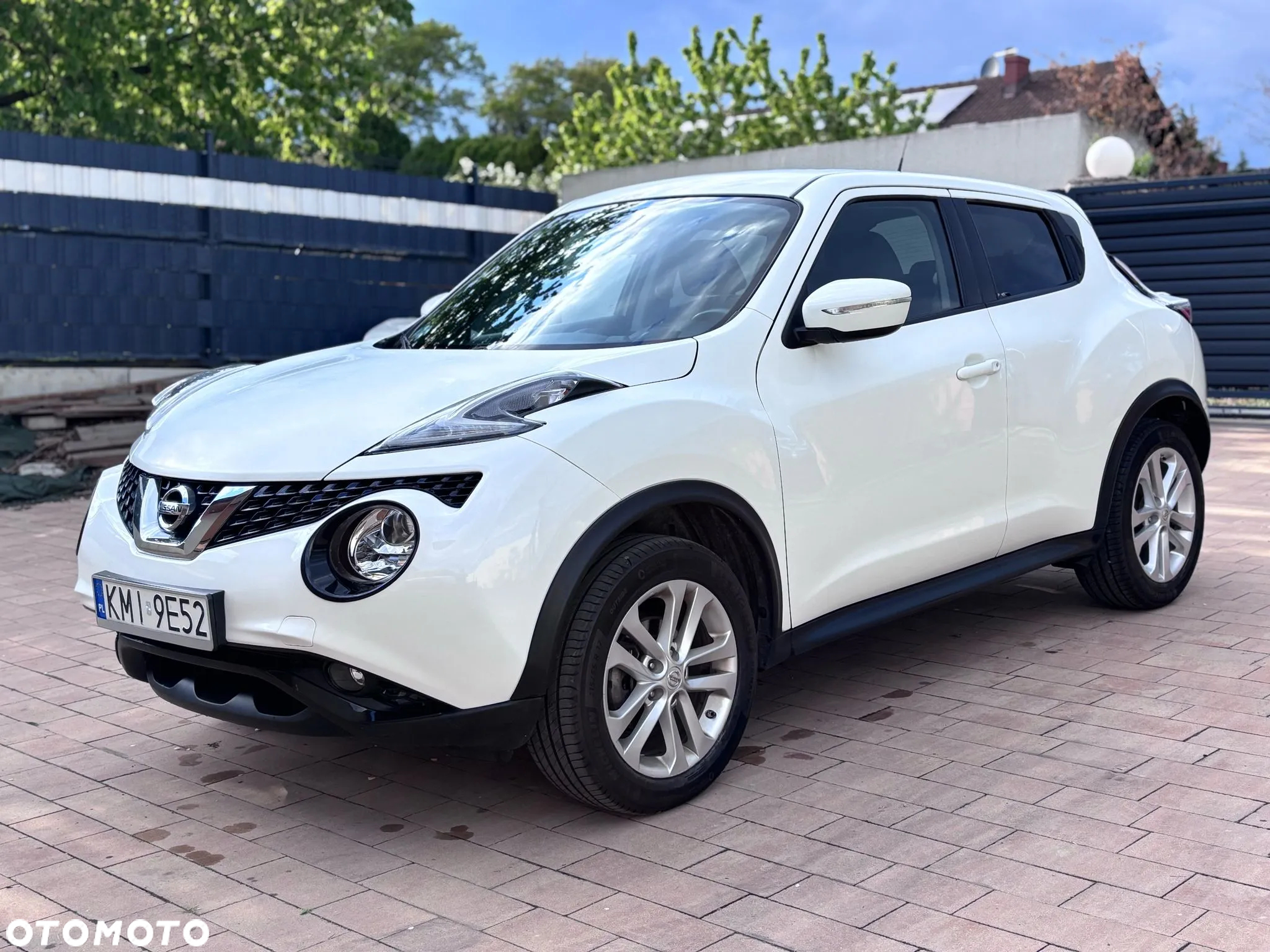 Nissan Juke 1.2 DIG-T N-Connecta EU6 - 3