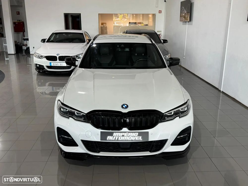 BMW 330 e Touring Pack M Auto - 3