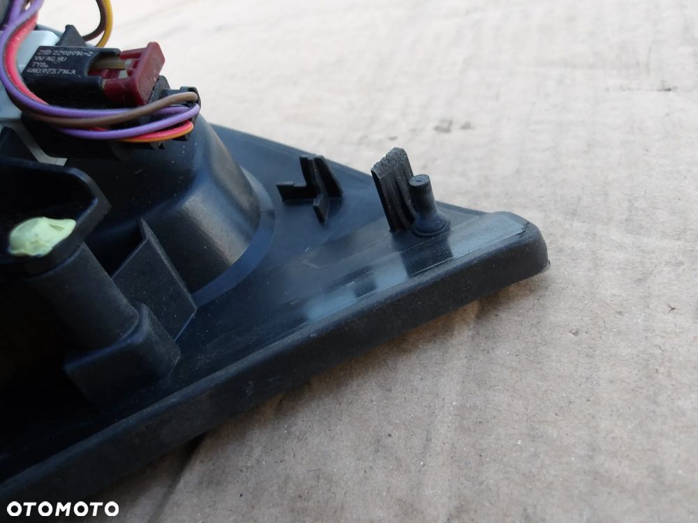 GNIAZDA LADOWANIA KLAPKA AUDI E TRON 4KE971375 - 21