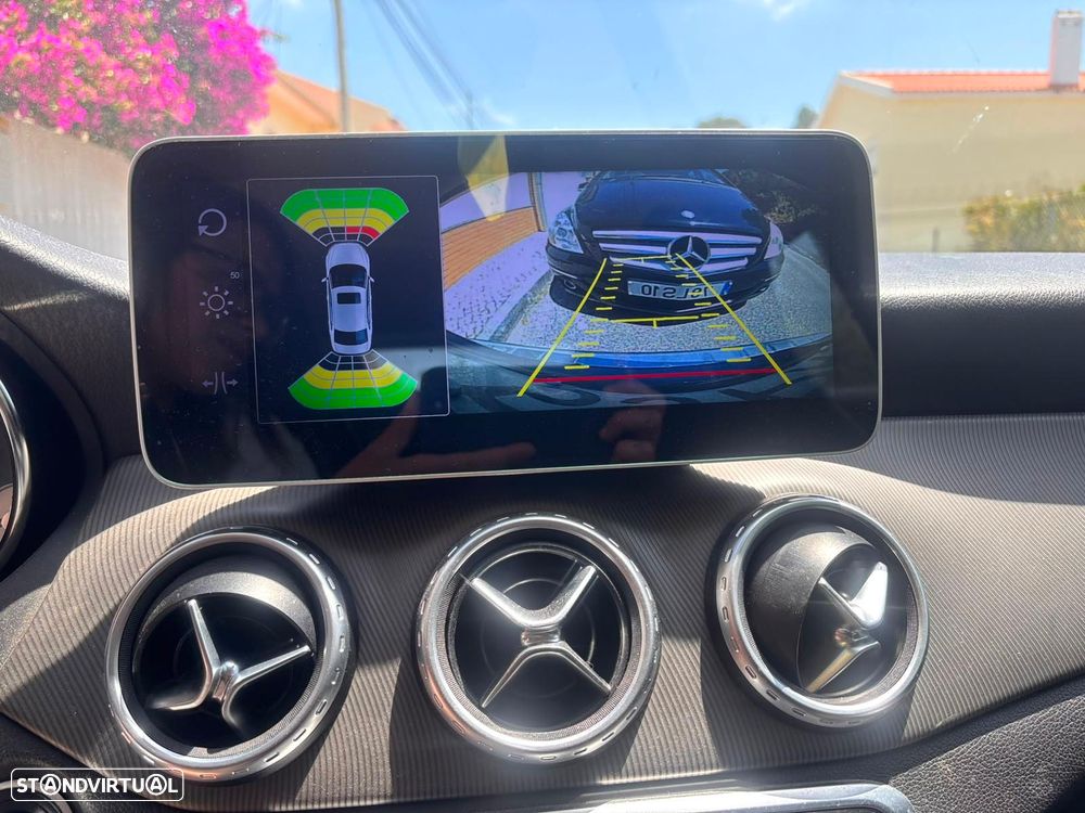 Mercedes-Benz GLA 180 CDI Aut. - 12