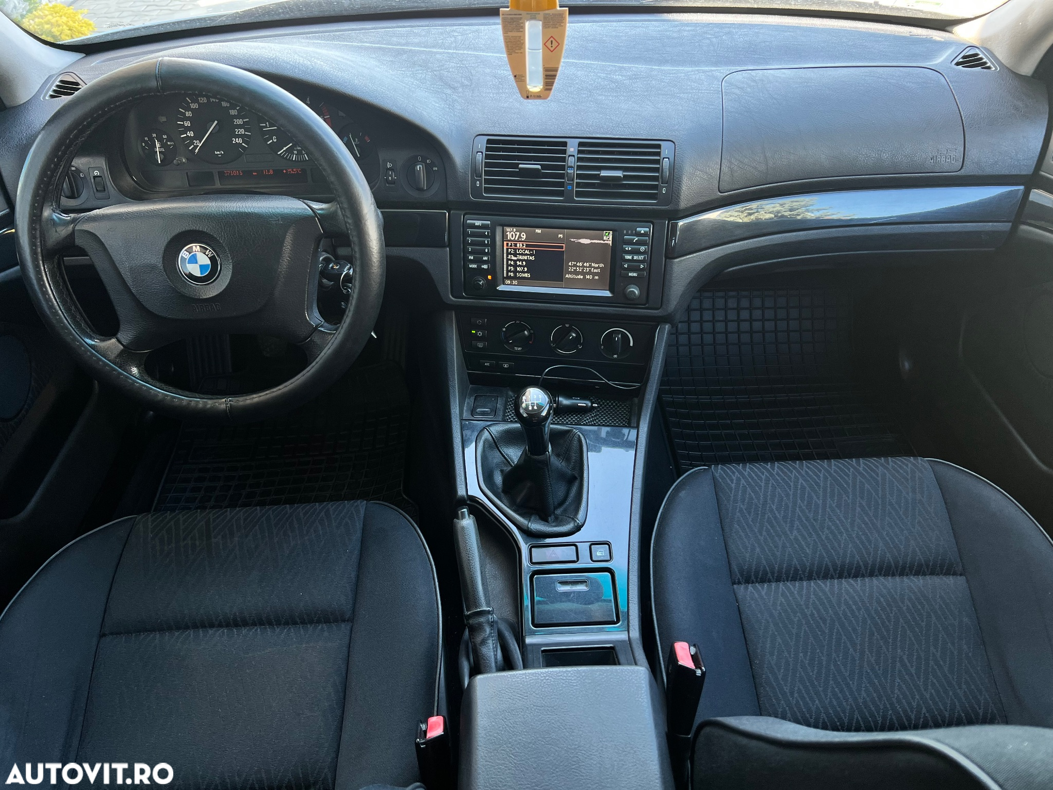 BMW Seria 5 520d Touring - 4