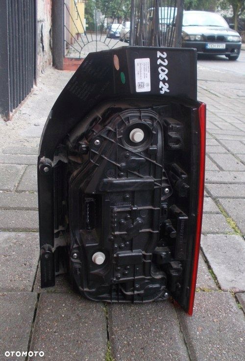 VW T6 7LA LEWA TYLNA LAMPA KLAPA ORYGINAŁ 7LA945095 - 3