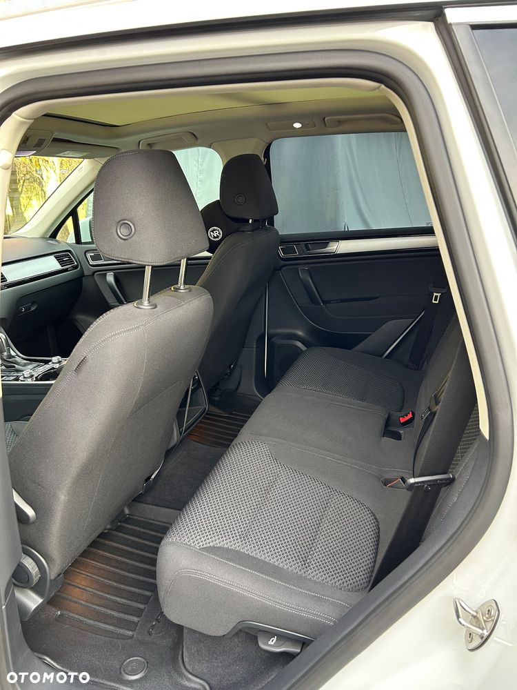 Volkswagen Touareg - 21