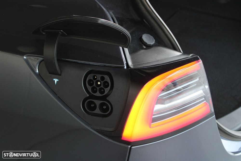 Tesla Model 3 Standard Range Plus RWD - 23