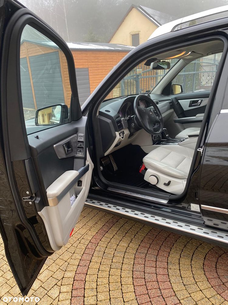 Mercedes-Benz GLK - 15