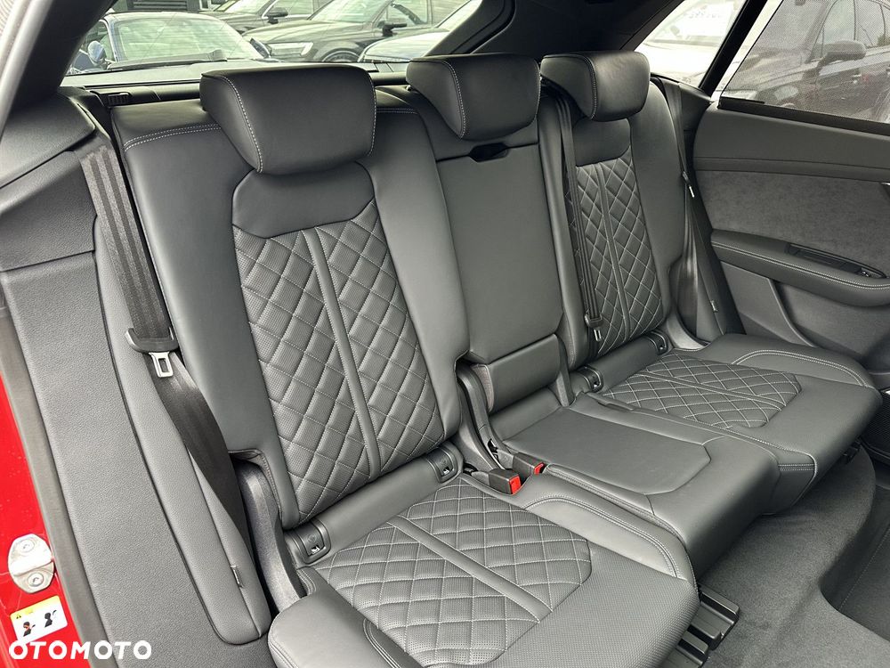 Audi SQ8 - 24