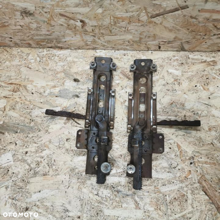 BMW E24 635CSI EUROPA PODNOŚNIKI LEWY/PRAWY SZYB TYŁ NR. 51371874606/ 51371874605 OEM - 2
